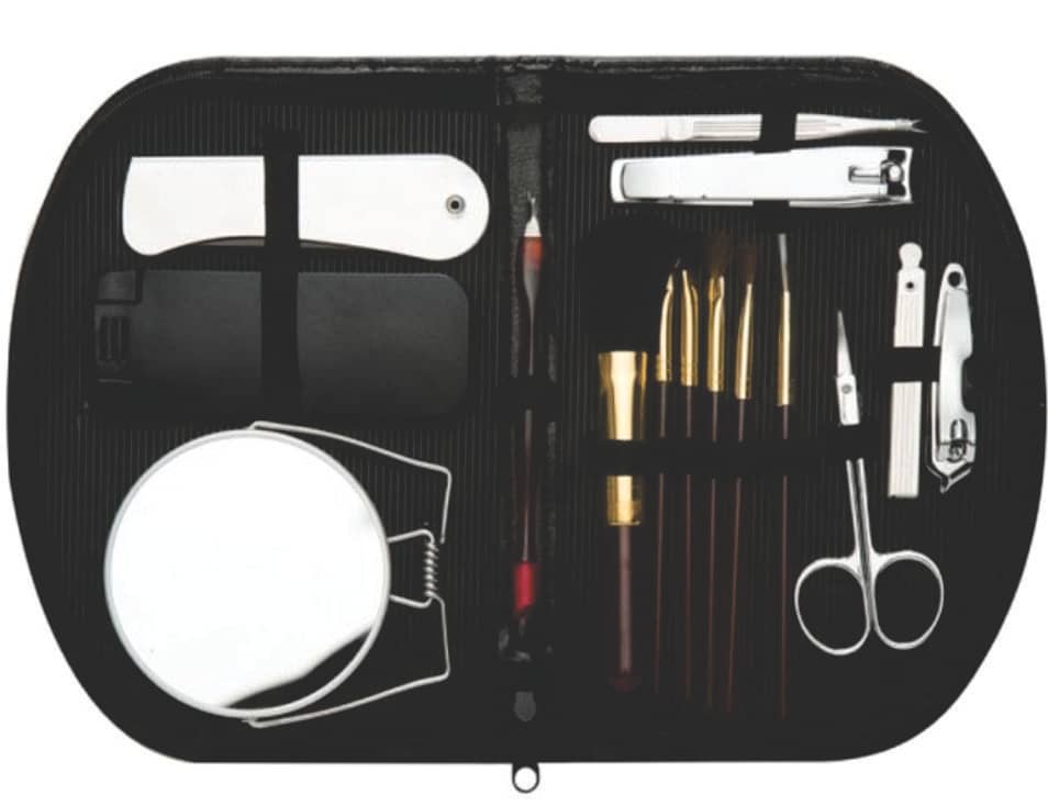 Brinde para Mulher Kit Manicure 11 Peças