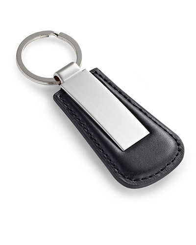 Chaveiro de metal e couro sintético para brindes