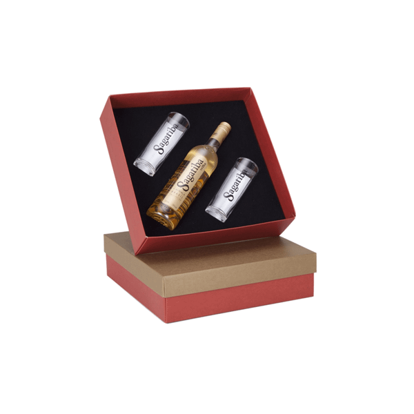 Kit Cachaça Sagatiba com 6 Copos Personalizado