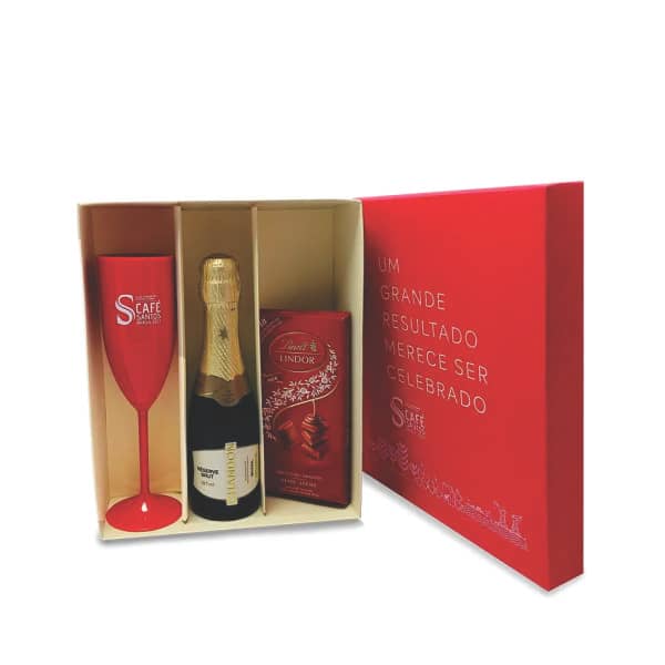 Kit Chandon com Taças Cheias de Chocolate Lindt