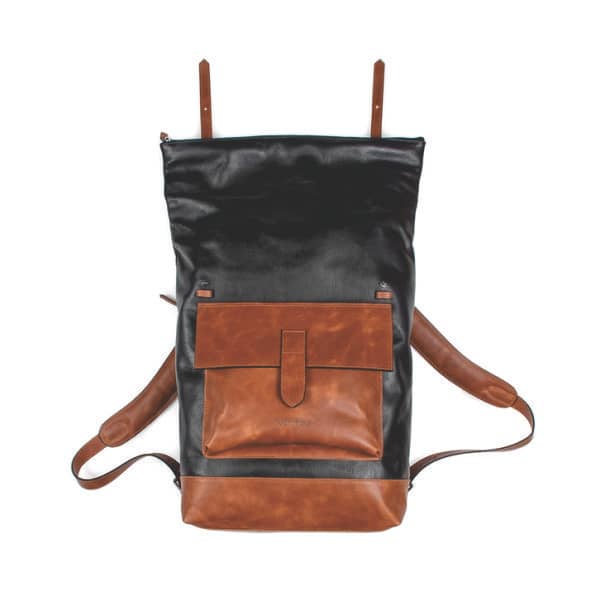 Mochila Camping Couro Preto e Caramelo