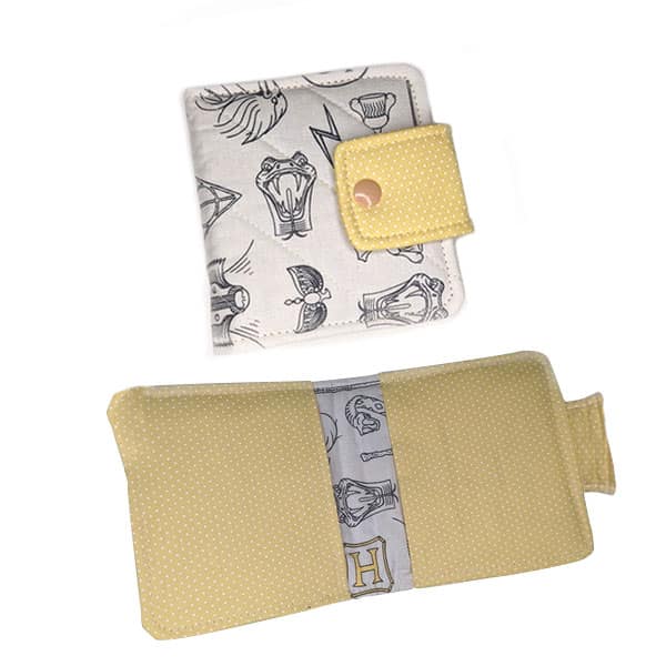 Porta Absorventes Harry Potter com fundo Bege