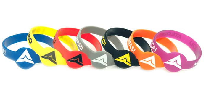 Pulseira de silicone com brasão circular