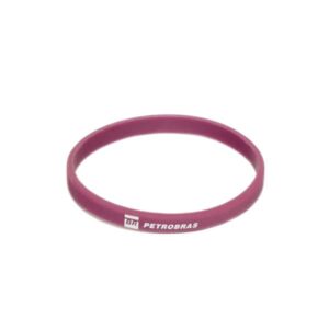 Pulseira de silicone fininha e multicolorida